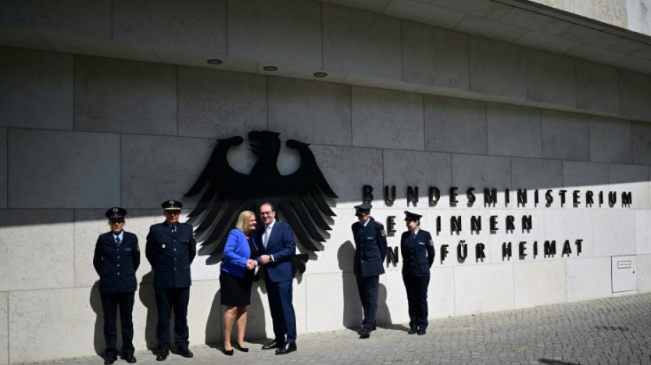 El nuevo gobierno alem&aacute;n ordena a la polic&iacute;a de fronteras rechazar a la mayor&iacute;a de solicitantes de asilo