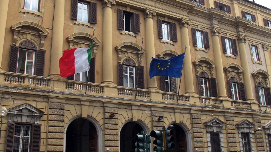 Lo spread tra Btp e Bund tedeschi chiude in calo a 87,9 punti
