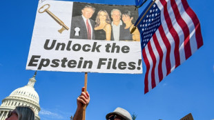 Dem&oacute;cratas publican supuesta carta de Trump a delincuente sexual Jeffrey Epstein