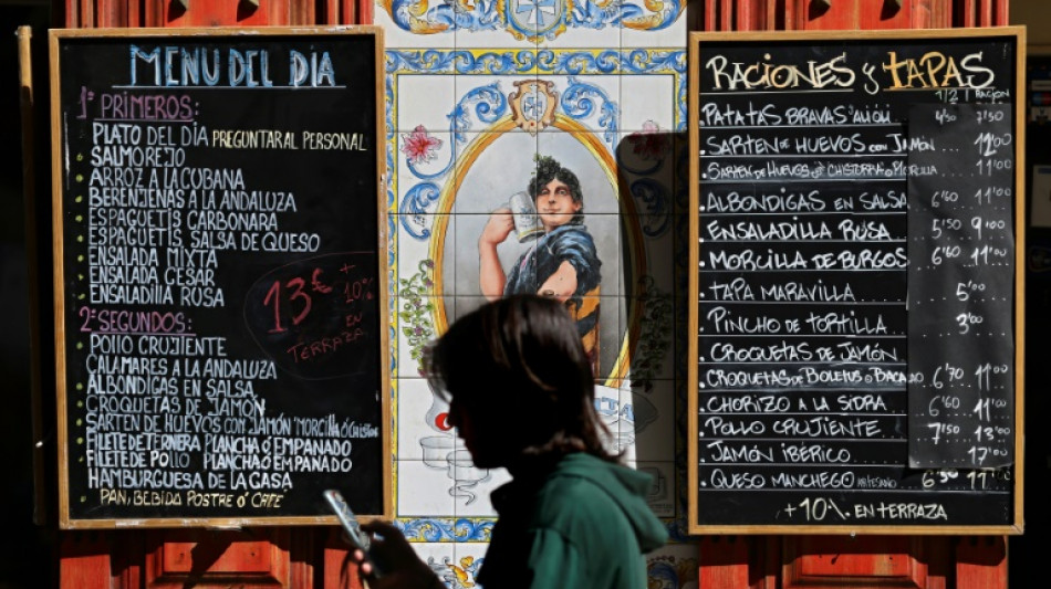 El gobierno espa&ntilde;ol reduce los impuestos a los bajos salarios para paliar la inflaci&oacute;n