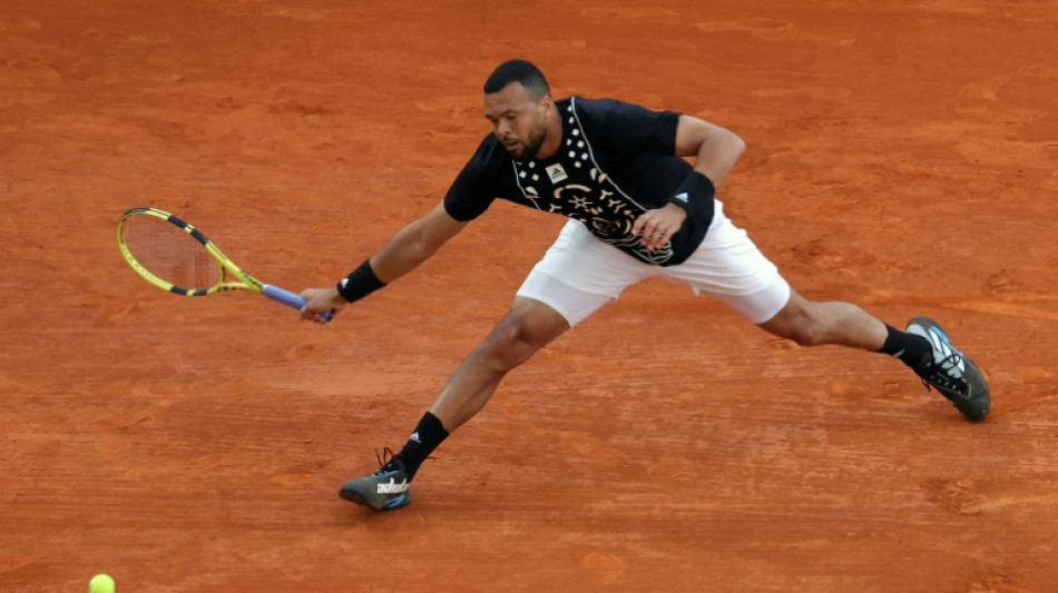 Tennis: Lyon, derni&egrave;re &eacute;tape pour Tsonga avant les adieux &agrave; Roland-Garros