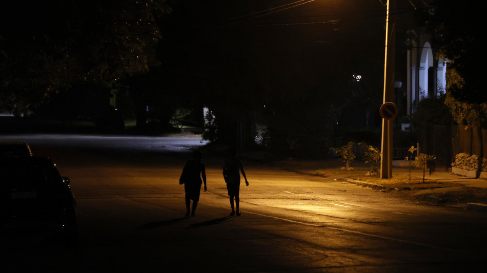 Nuove proteste contro i blackout a Cuba, interviene la polizia a L'Avana