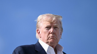 Trump diz que se desentendeu com Epstein porque ele contratava funcionários de seu spa