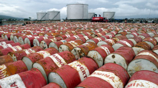 Il petrolio in rialzo a New York a 115,33 dollari