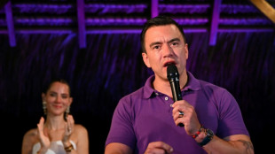 Noboa als Pr&auml;sident Ecuadors wiedergew&auml;hlt - Rivalin erkennt Ergebnis nicht an