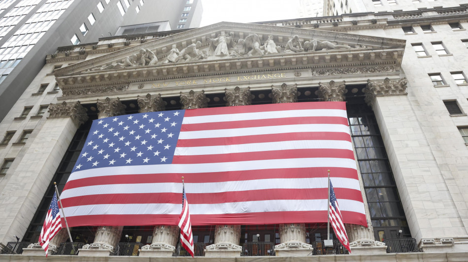 Wall Street accelera con l'intesa Iran-Usa vicina, Dj +1,64%