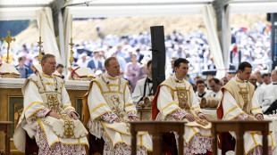 Il Vaticano ufficializza la scomunica per i vescovi lefebvriani