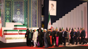Iran, salma di Ali Khamenei giunta alla Grande Moschea per i funerali