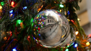 Dow Jones fecha acima dos 37.000 pontos, um recorde, ap&oacute;s decis&atilde;o do Fed