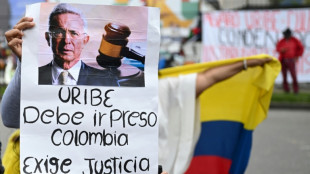 Kolumbiens Ex-Pr&auml;sident Uribe zu zw&ouml;lf Jahren Hausarrest und Geldstrafe verurteilt