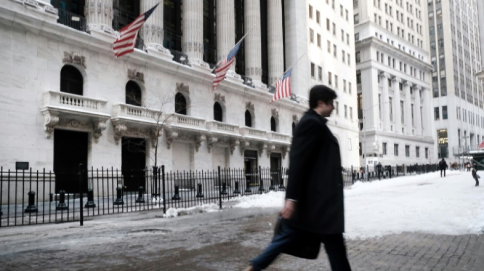 Wall Street hésite, entre valeurs technologiques et mauvais chiffre de l'emploi