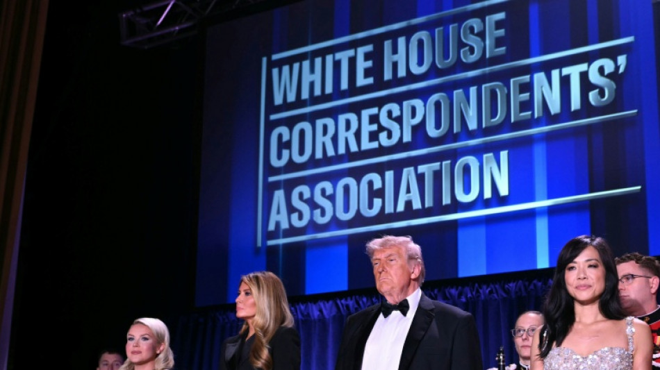 Trump de retour au gala de la presse, trois mois apr&egrave;s le chaos d'avril