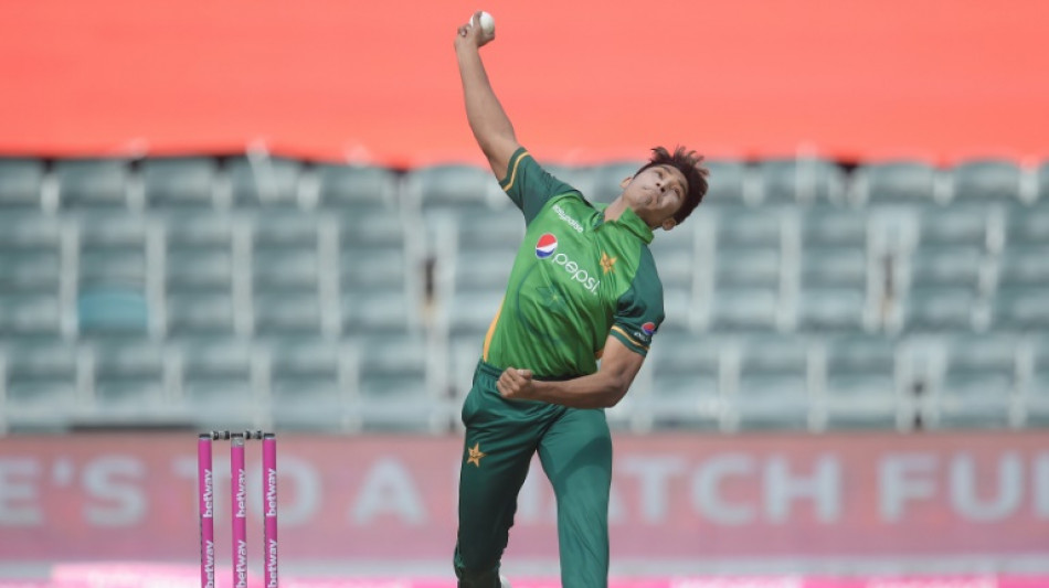 Pakistan paceman Hasnain suspended over illegal bowling action