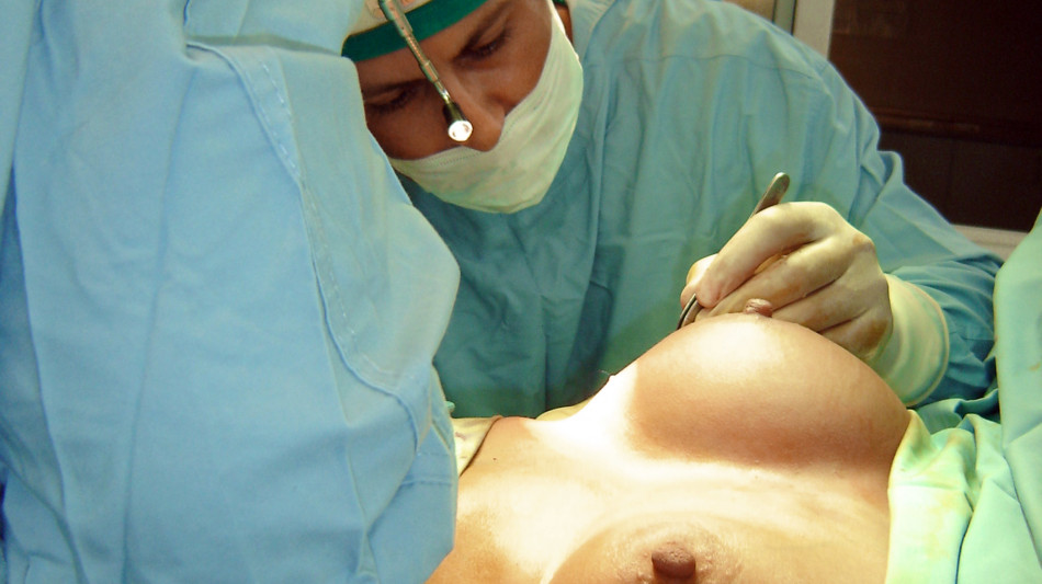 Schillaci, s&igrave; al tavolo tecnico contro gli abusi nella medicina estetica