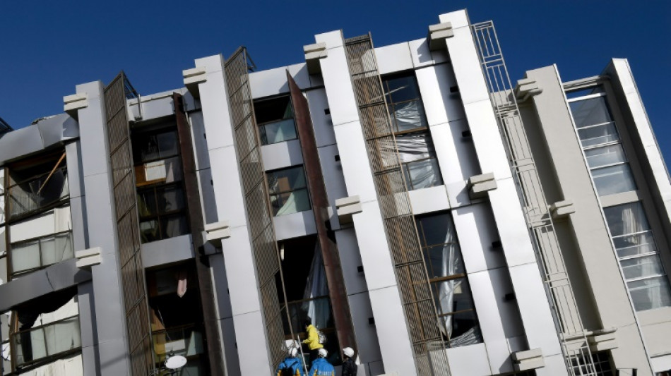 Sobe para 126 o n&uacute;mero de mortos do terremoto no Jap&atilde;o