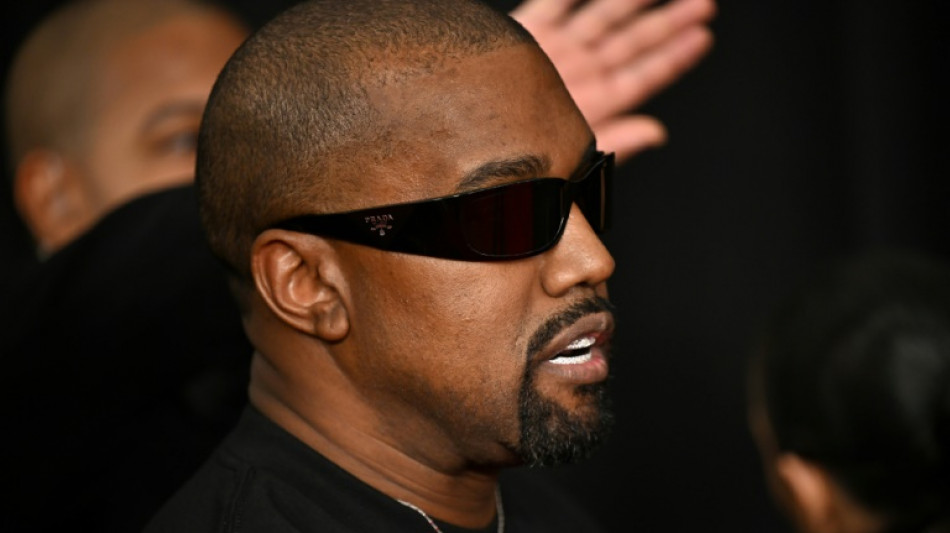 Cancelan festival en Eslovaquia donde actuaría Kanye West tras polémica por su 'Heil Hitler'