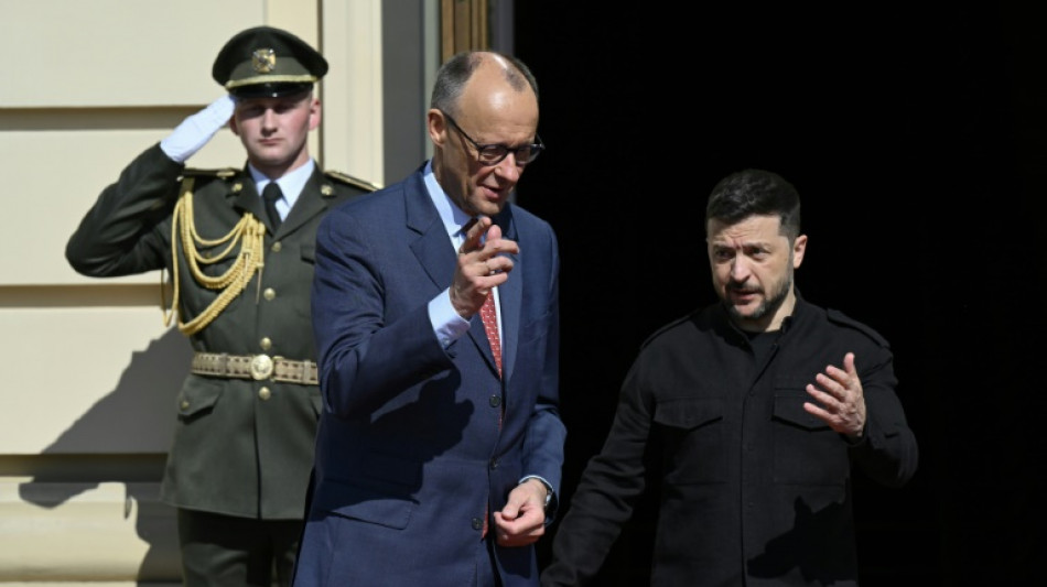 Ukrainischer Pr&auml;sident Selenskyj f&uuml;r Treffen mit Merz in Berlin gelandet