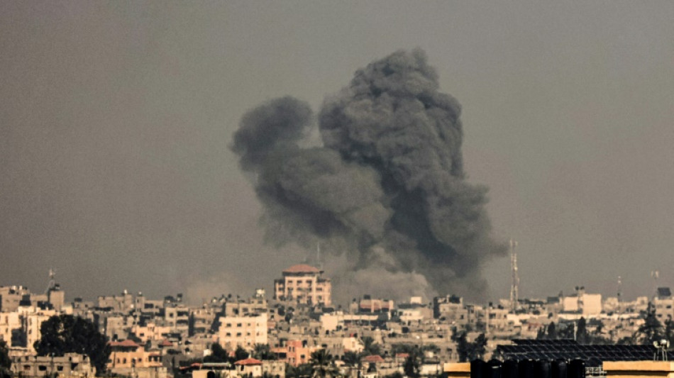 Gaza: Isra&euml;l poursuit ses frappes apr&egrave;s un veto am&eacute;ricain &agrave; l'ONU