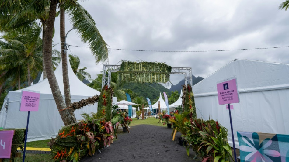 El surf ol&iacute;mpico empieza a hartar a los habitantes de Teahupo'o