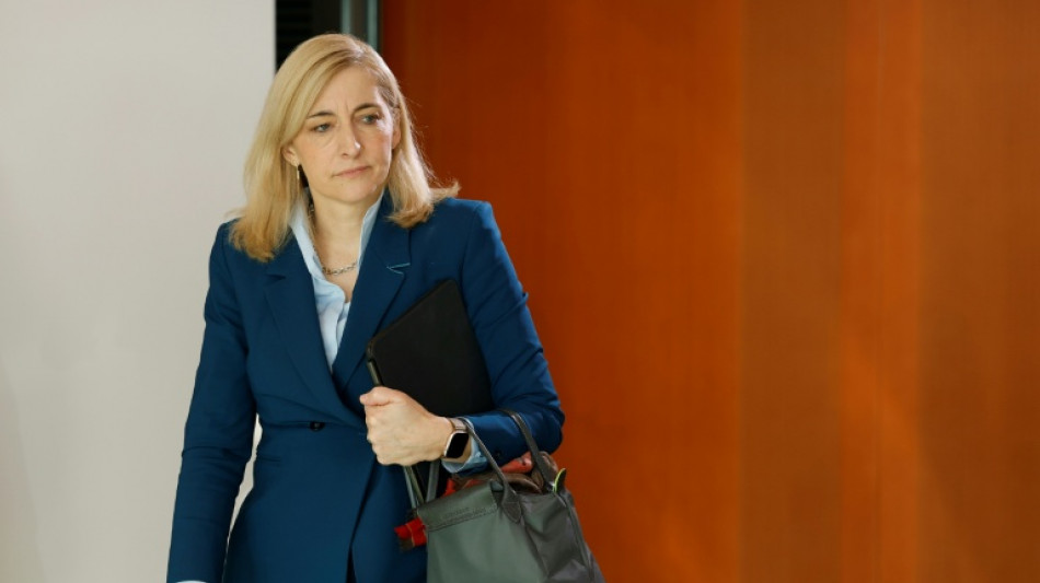 Warken will Gesundheitssystem auf Verteidigungsszenarien vorbereiten