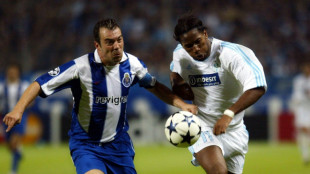 Foot: d&eacute;c&egrave;s &agrave; 53 ans de l'ancien international portugais Jorge Costa