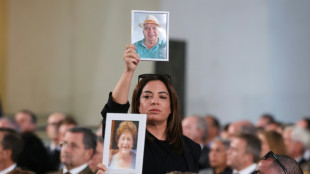 Emoción y tensión en el homenaje a las víctimas de las riadas de hace un año en España