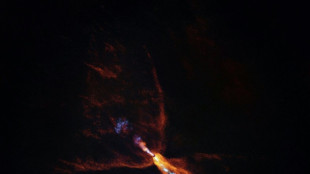 Unos astrónomos observan el nacimiento de un sistema solar