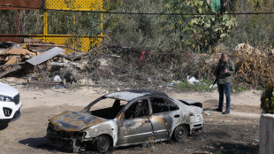 Attacchi dei coloni in due villaggi in Cisgiordania, feriti