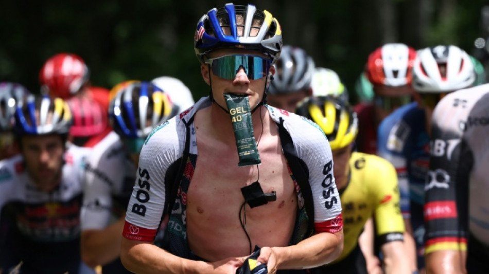 "On n'a jamais autant mangé sur un vélo": quand le peloton s'empiffre