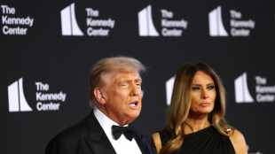 Congressistas dos EUA querem rebatizar &oacute;pera do Kennedy Center como Melania Trump