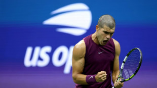 Alcaraz estreia com vit&oacute;ria tranquila no US Open