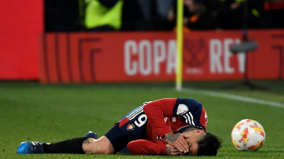 'Chimy' &Aacute;vila, del Osasuna, sufre una lesi&oacute;n muscular en la pierna izquierda