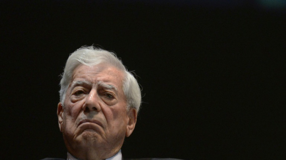 Escritora relembra dia em que Vargas Llosa nocauteou García Márquez