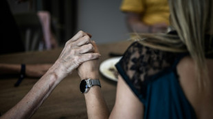 Brain training reduces dementia risk, study says