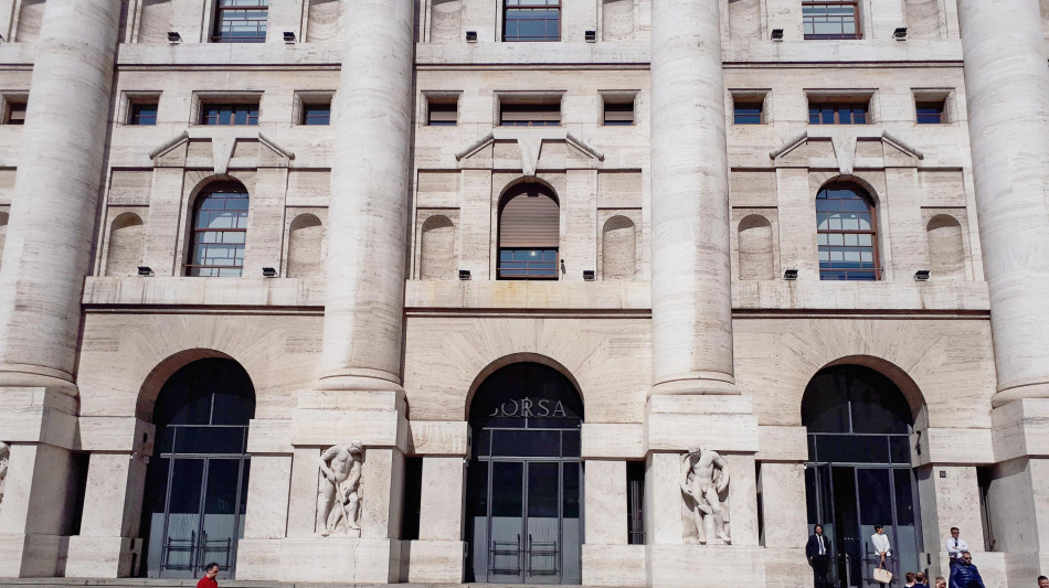 Borsa: Milano sale (+0,6%), sprint di Amplifon, Lottomatica e Saipem