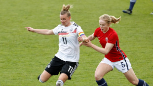 Kapit&auml;nin Popp nach einem Jahr zur&uuml;ck bei den DFB-Frauen