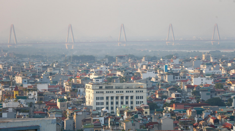 Allarme inquinamento nella capitale vietnamita, varate misure d'emergenza