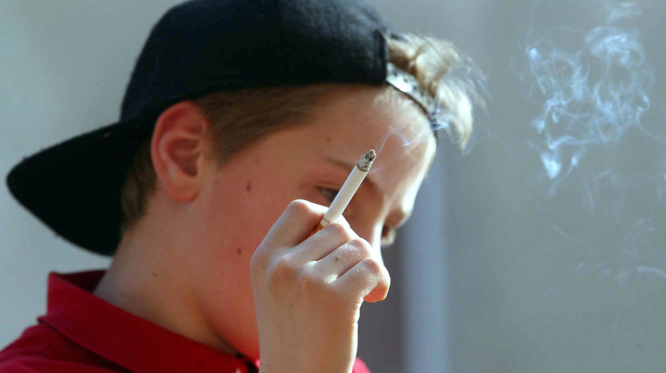 Più rischio depressione e ansia per adolescenti che fumano