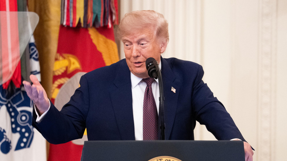 Trump, 'l'accordo firmato &egrave; la resa incondizionata del'Iran'