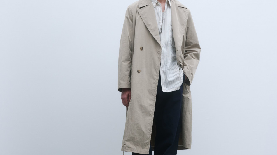 Valstar a Milano celebra l'impermeabile