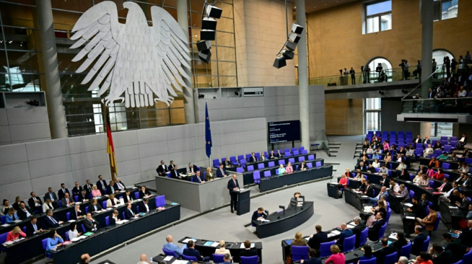 Bundestag beginnt mit Schlussberatungen zu Einzeletats für Haushalt 2026