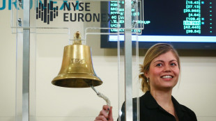 Borsa: Europa debole in apertura, Parigi -1,03%, Londra -0,39%