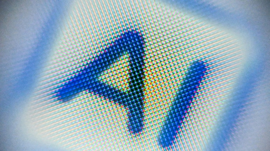 Descalabro burs&aacute;til de Teleperformance por la irrupci&oacute;n de la IA