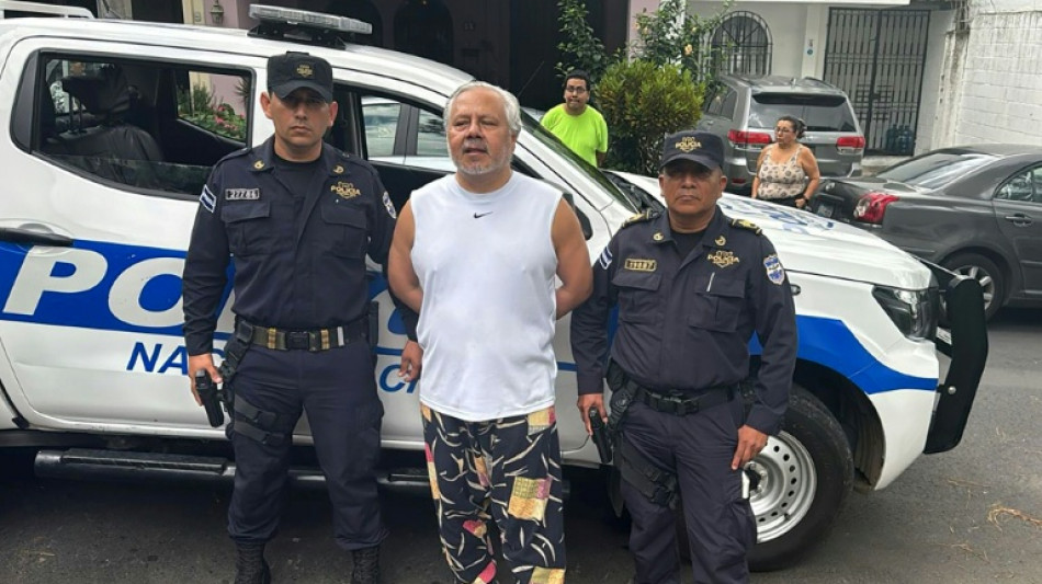 Detenido en El Salvador abogado cr&iacute;tico de Bukele, acusado de "lavado de dinero"