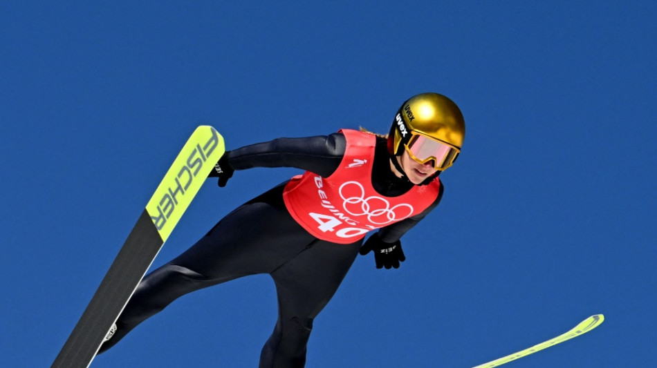 Skispringerin Althaus holt Silber von der Normalschanze