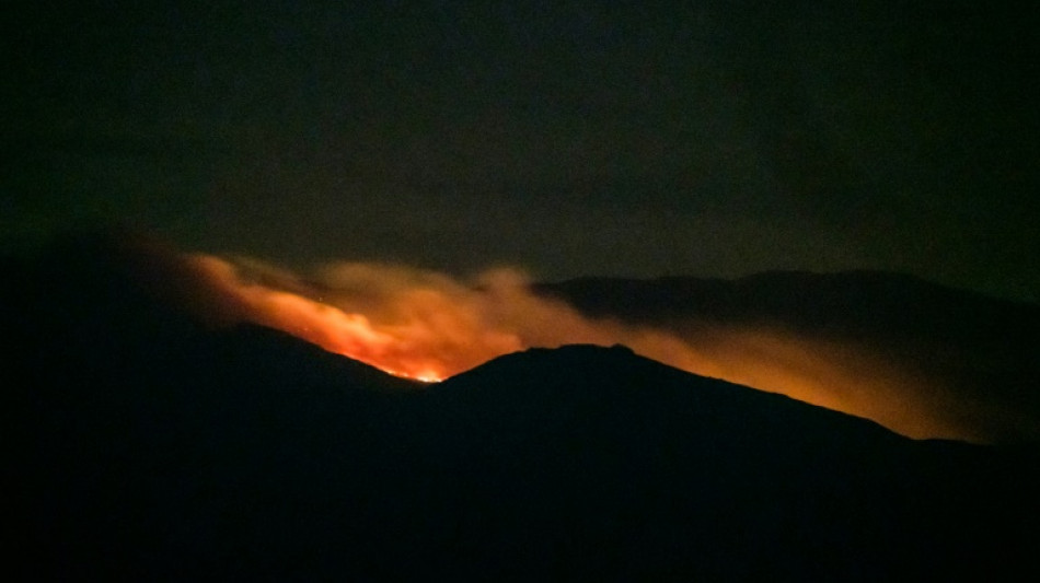 Virulento fuego arrasa un parque nacional de Kenia