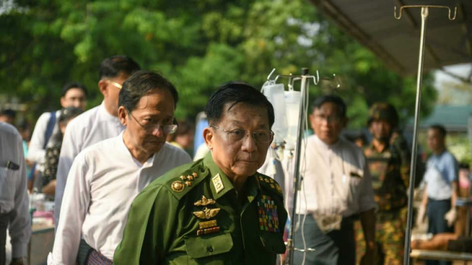 El jefe de la junta militar birmana en Bangkok para cumbre regional tras el sismo