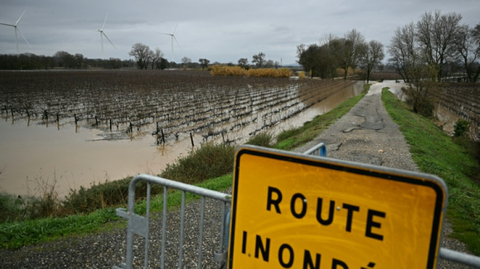 Intemp&eacute;ries: l'H&eacute;rault et l'Aude maintenus en vigilance orange crues mardi