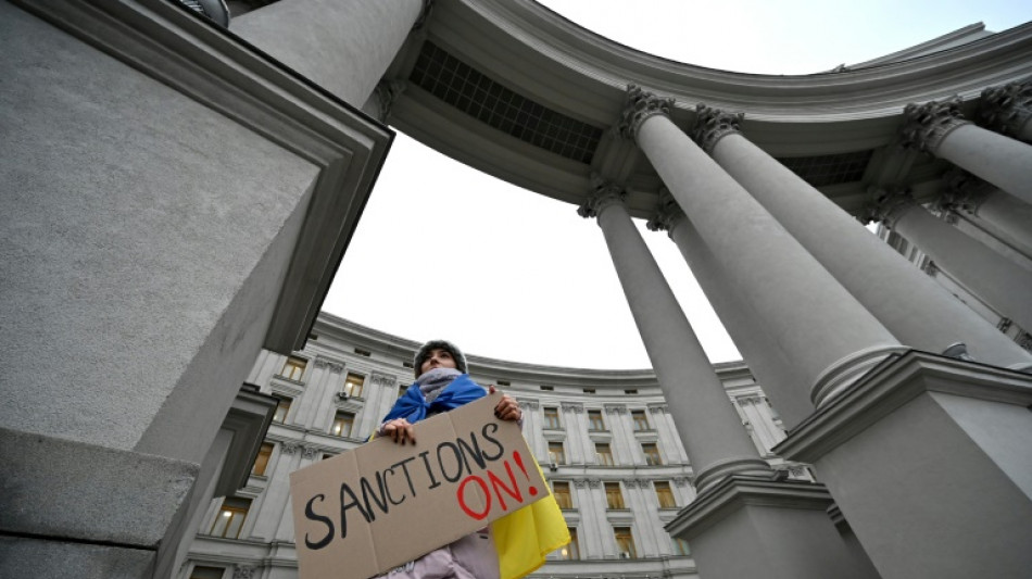 Russia sanctions: warm-up round threatens limited impact