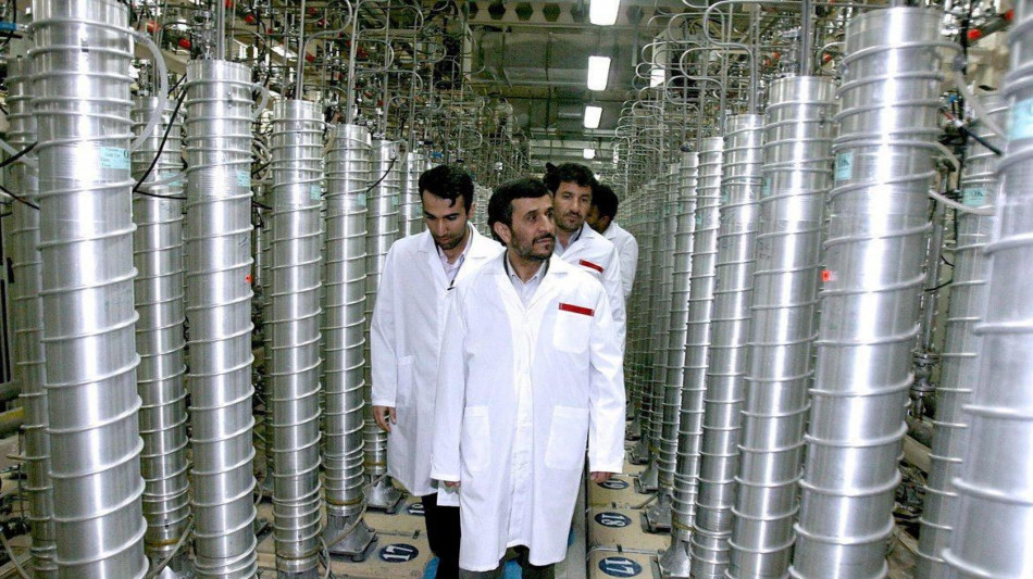 Iran, possibili concessioni, ma no stop arricchimento uranio